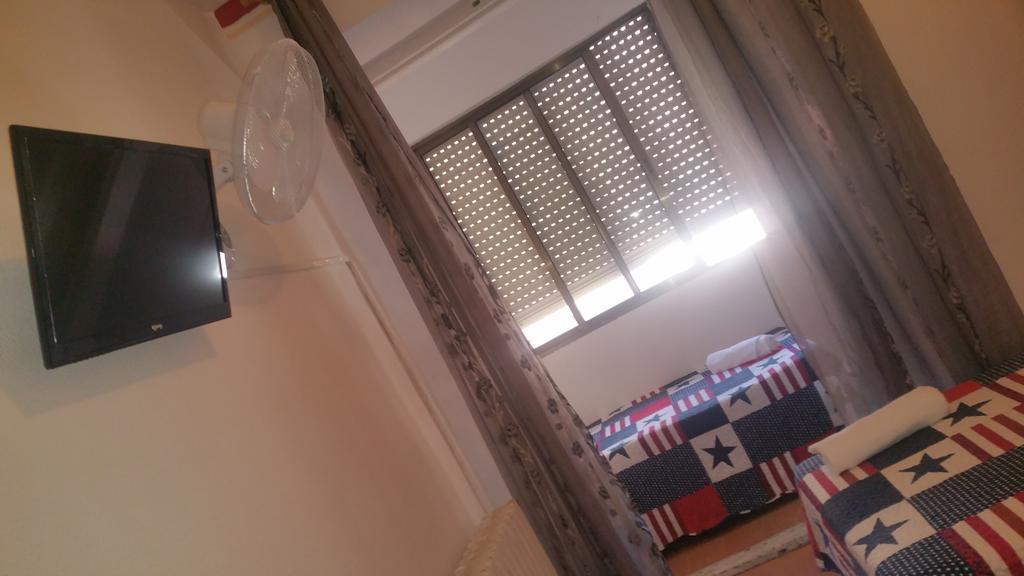 Hostal Lima Вальядолид Экстерьер фото