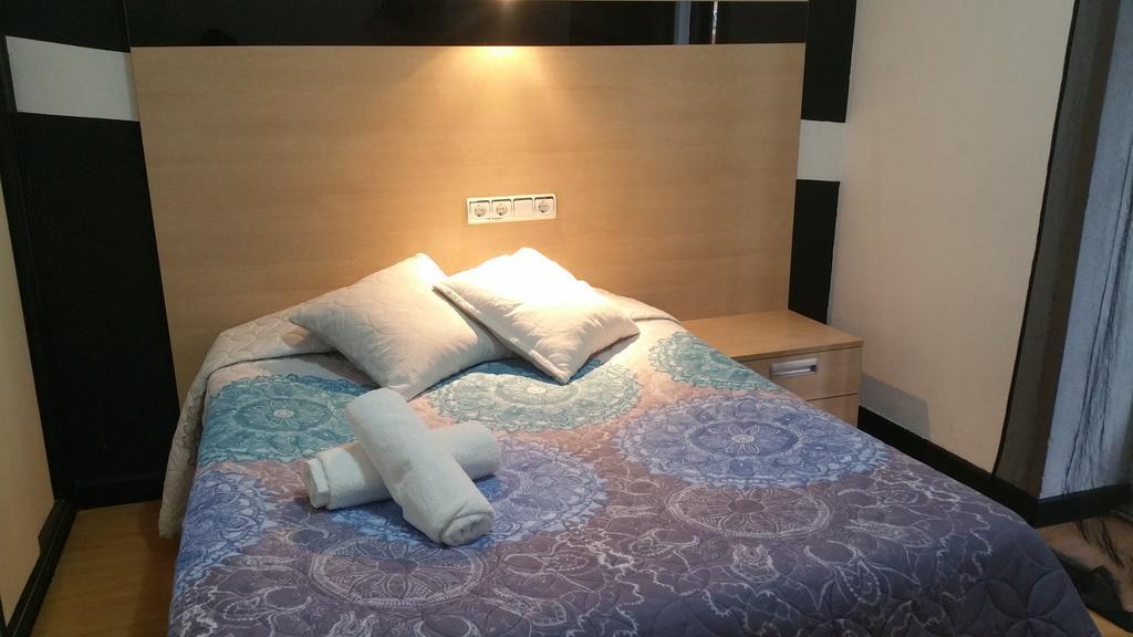 Hostal Lima Вальядолид Экстерьер фото